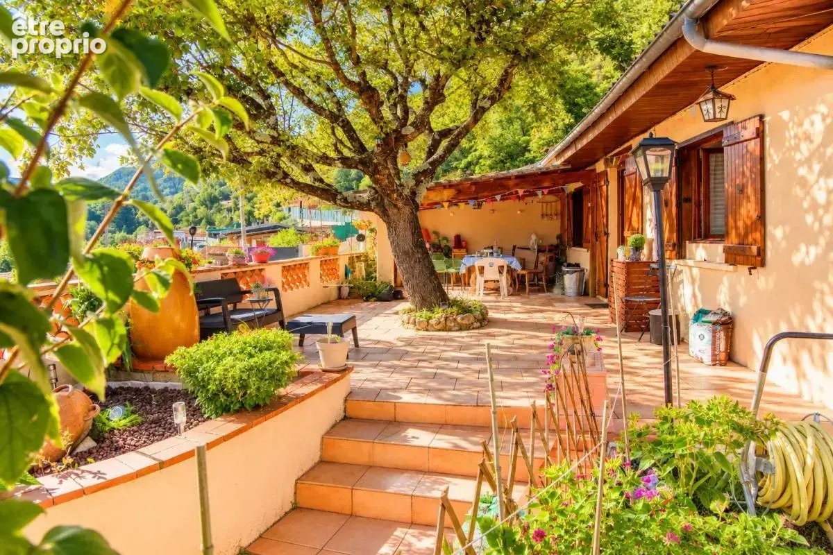 Roquesteron//Maison Plain Pied//4 Pièces//Jardin - photo 1