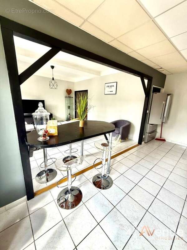Appartement à SAINT-ETIENNE