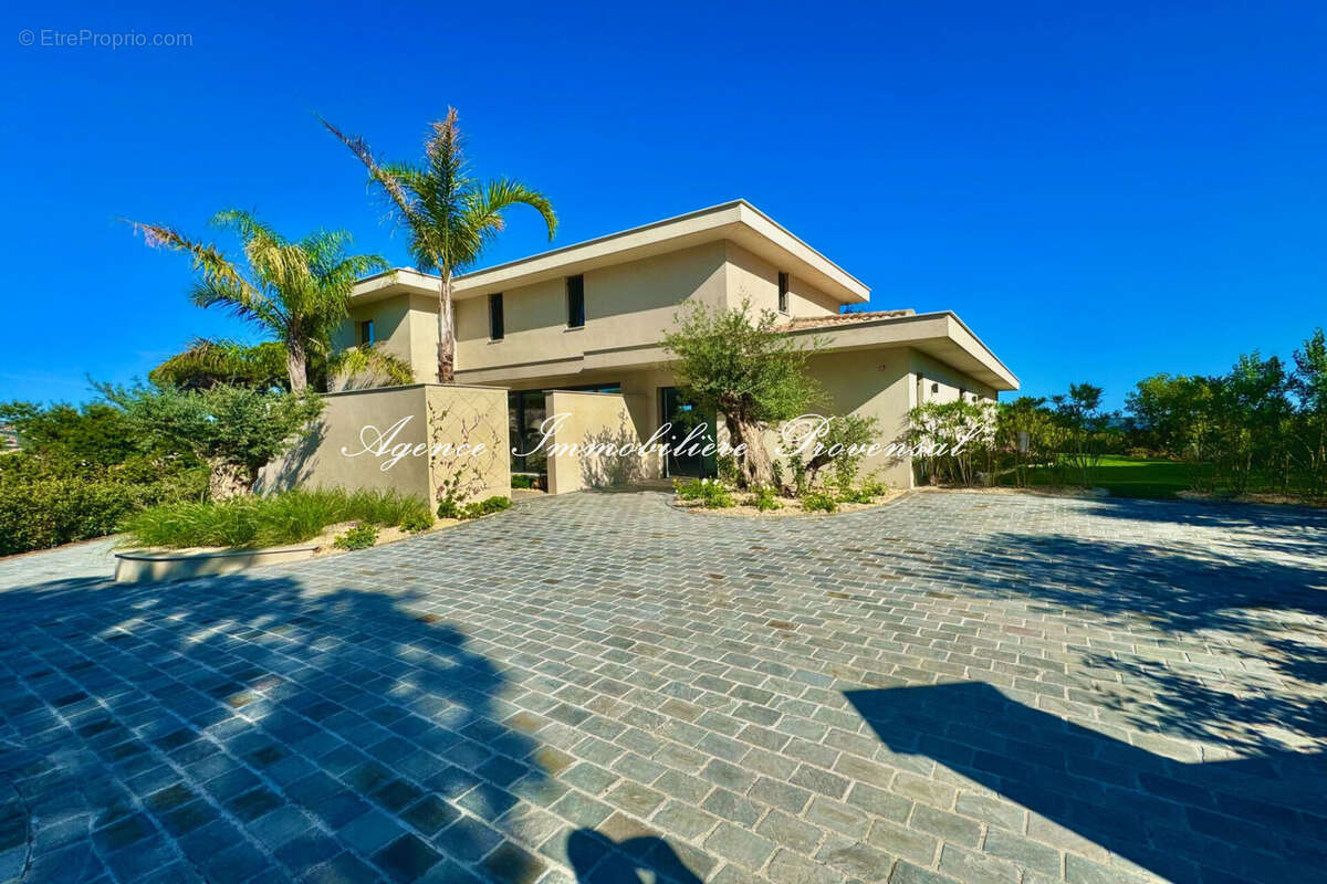 Maison à SAINTE-MAXIME