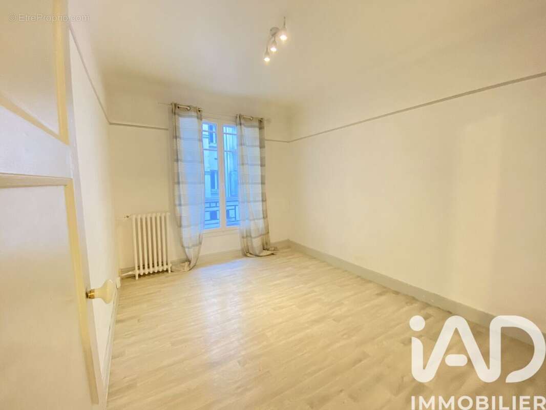 Photo 4 - Appartement à ASNIERES-SUR-SEINE