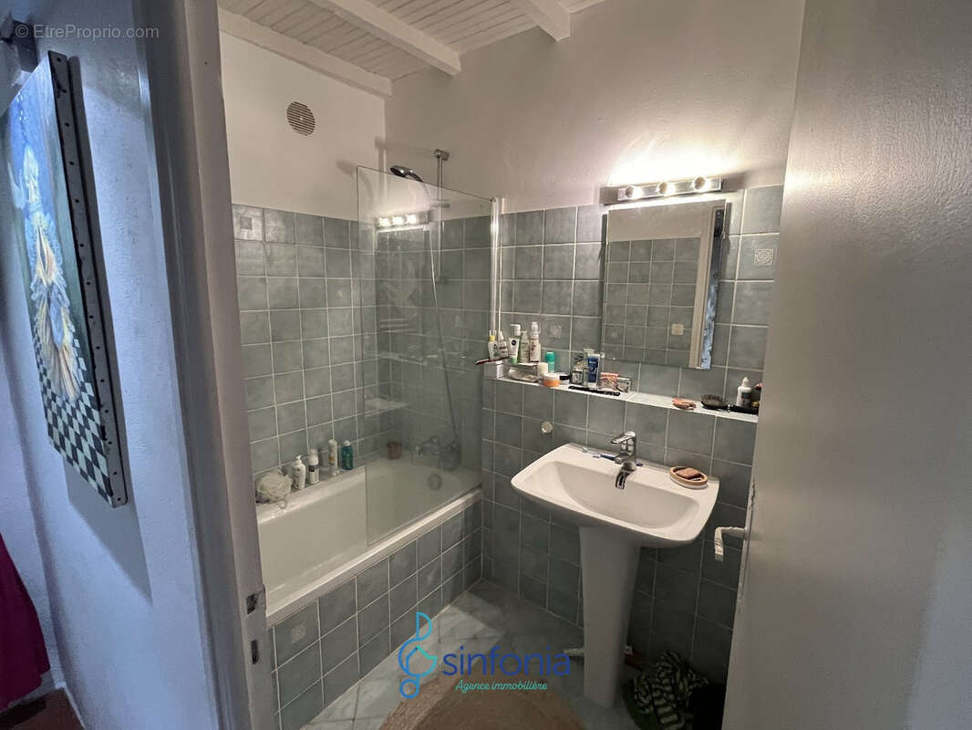 Maison à SAINT-SIFFRET