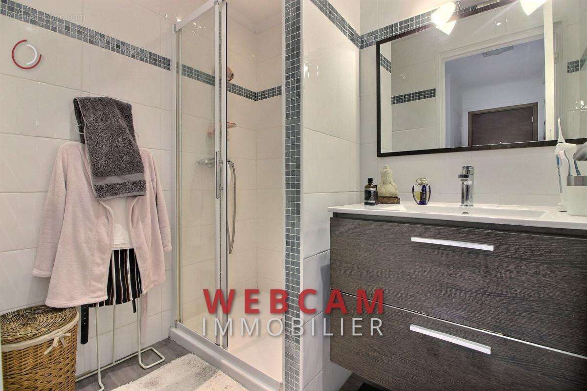 Appartement à LE CANNET