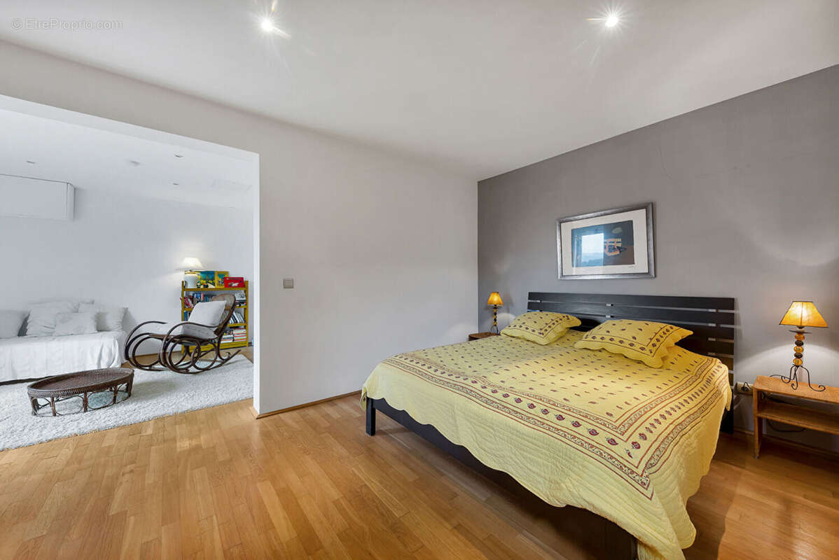 Maison à MOUANS-SARTOUX