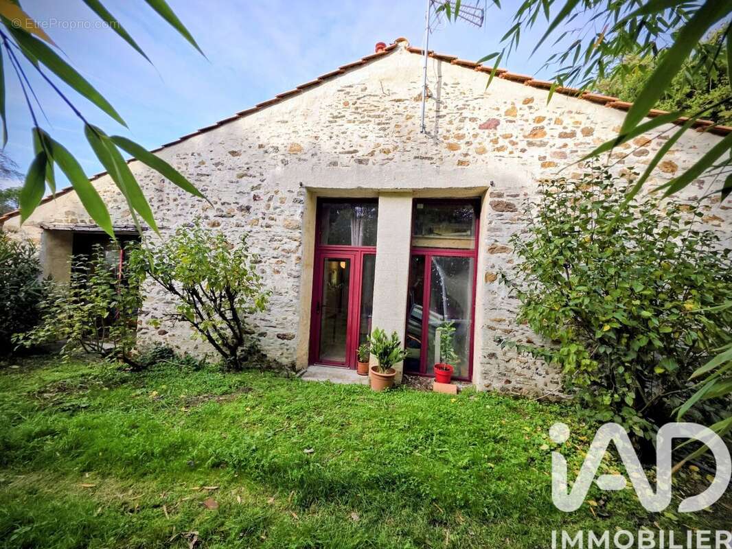 Photo 2 - Maison à LA MARNE