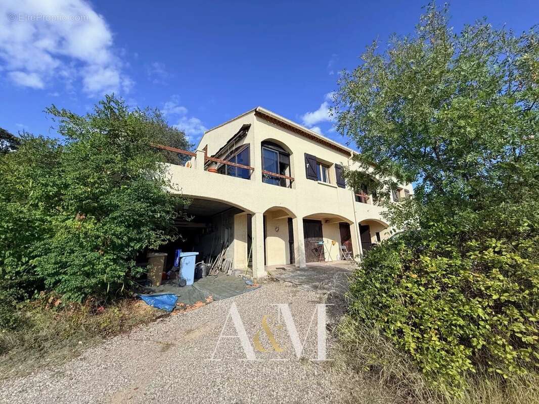 Maison à VILLEVEYRAC