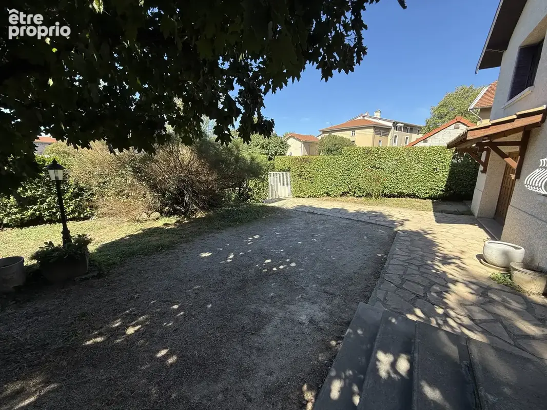 ROUSSILLON - 98m2 habitables, sous sol complet - 3 CHAMBRES - 906m2 TERRAIN - photo 5
