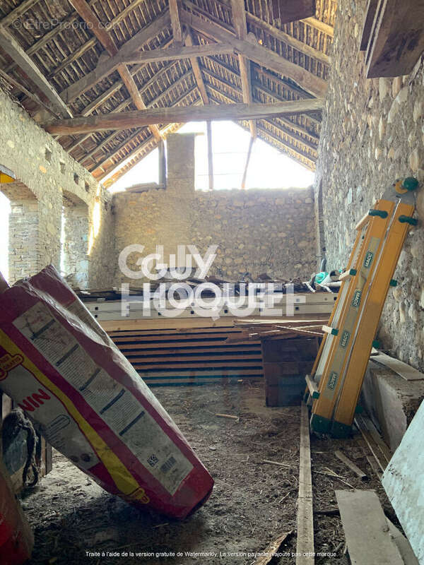 Maison à CHAPAREILLAN