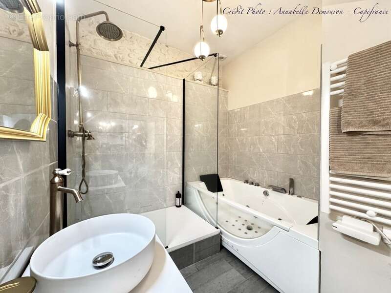 Appartement à CHATELGUYON