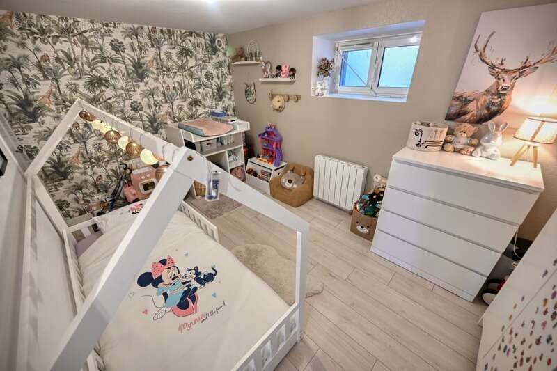 Appartement à COURZIEU