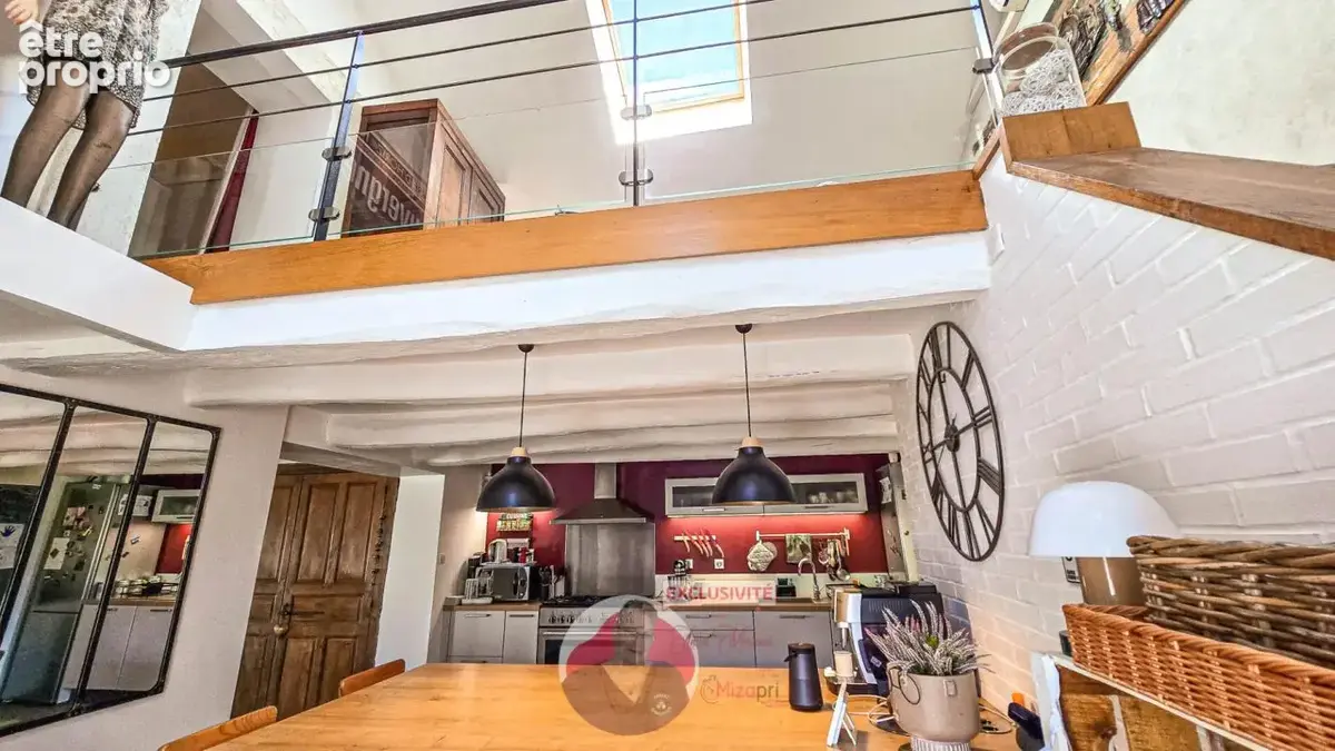 Maison en pierres 155 m², immense terrasse et dépendances, Proche Billom - photo 12