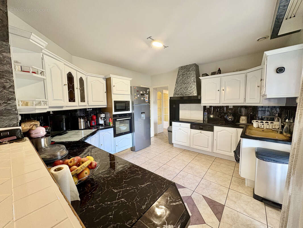 Maison à ROUSSILLON