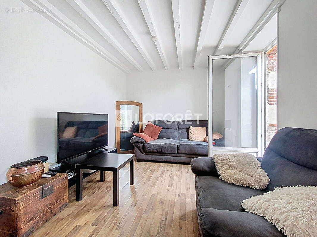 Appartement à TOURVILLE-LA-RIVIERE