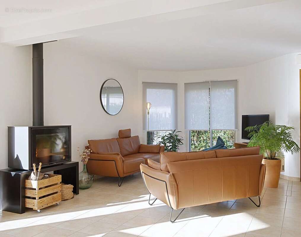 Maison à MAUVES-SUR-LOIRE