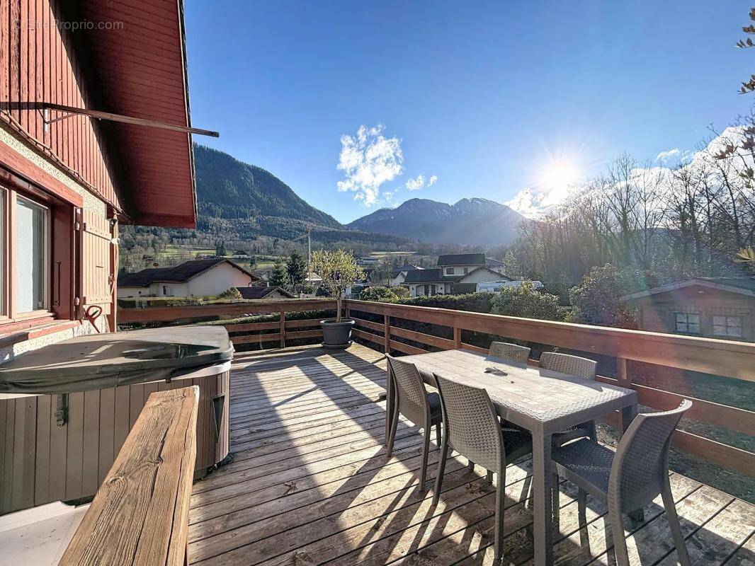 Maison à BONNEVILLE