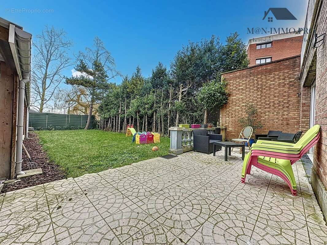 Maison à ARMENTIERES