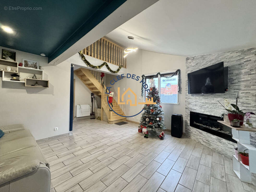 Maison à BEAUFORT-BLAVINCOURT