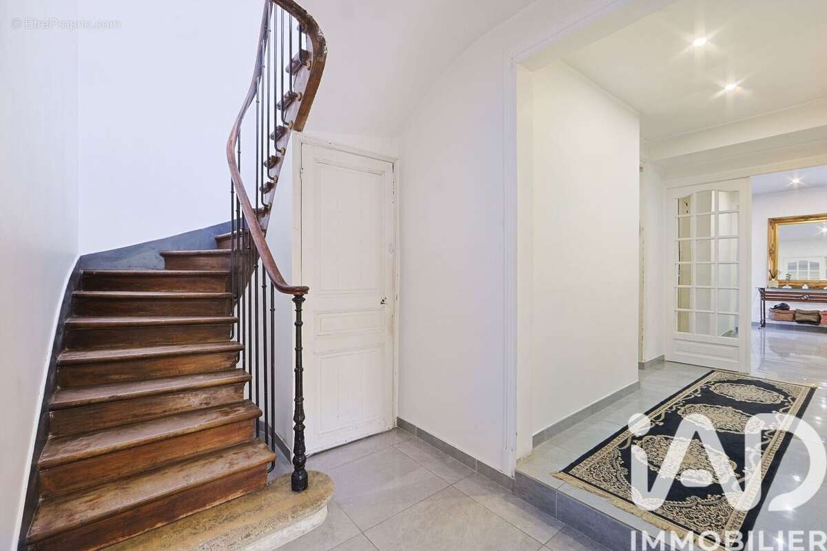 Photo 9 - Appartement à LE RAINCY