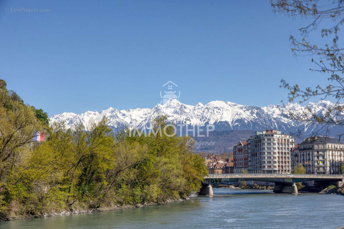 Appartement à GRENOBLE