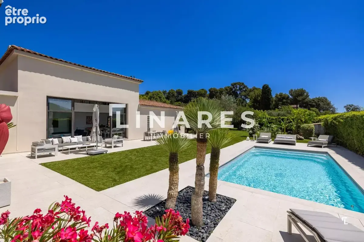 LIGNES D'EXCEPTION - Villa Plain Pied T5 de 172m2 - Piscine sel chauffée -  Terrain 1400m2 - 13011 Marseille - photo 3