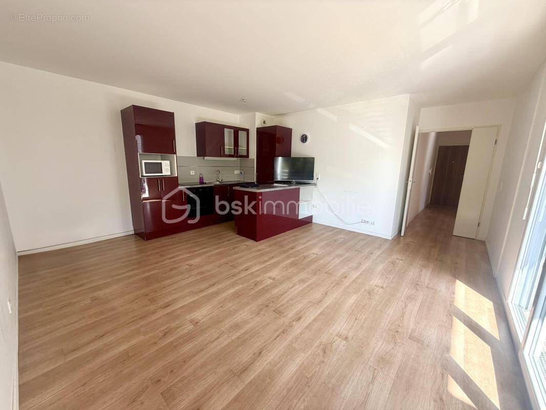 Appartement à LOGNES