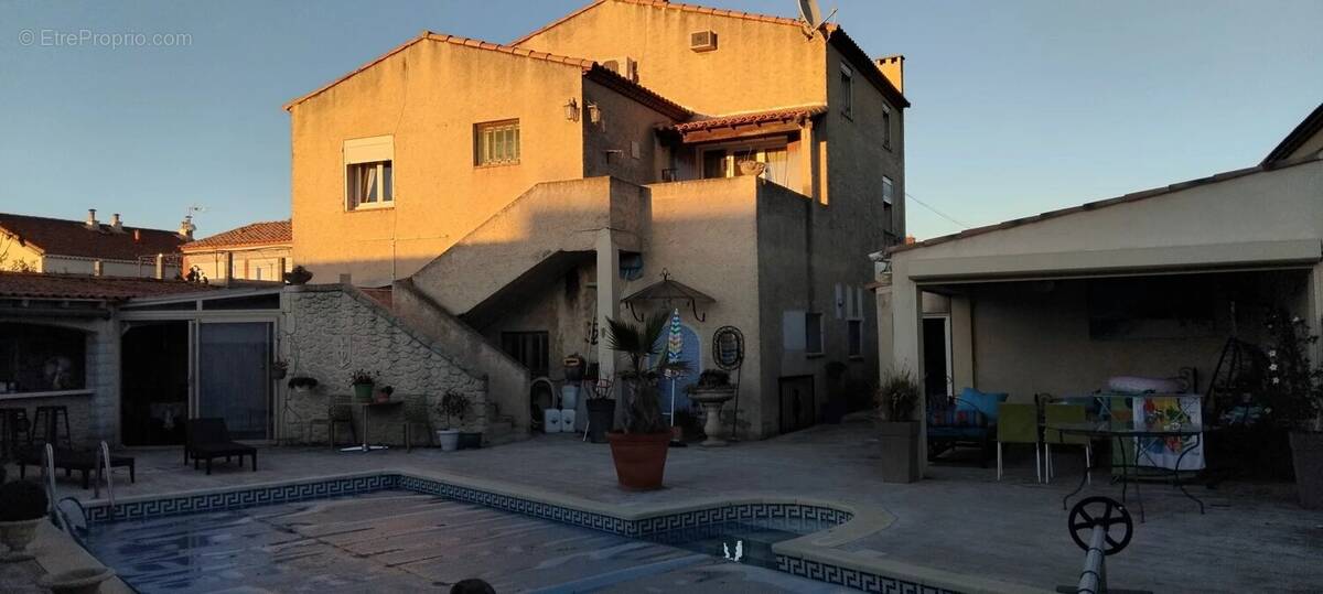 Maison à PORT-SAINT-LOUIS-DU-RHONE