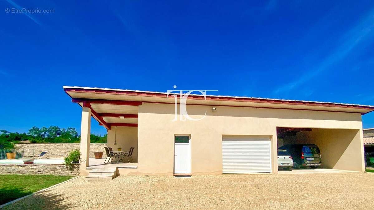 Maison à SAINT-AMBROIX