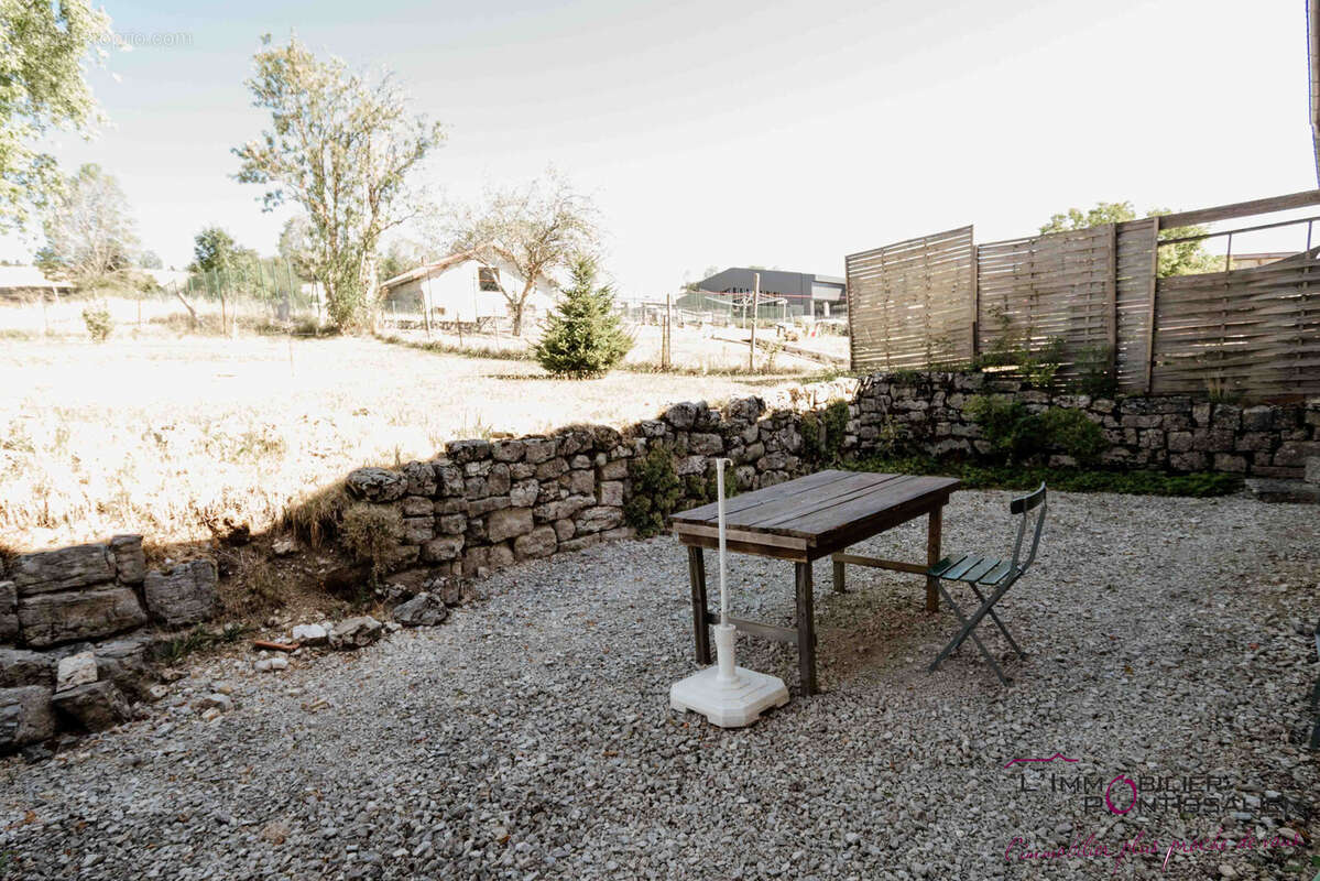 Ferme de village rénovée PETITE-CHAUX fort potentielle - photo 18