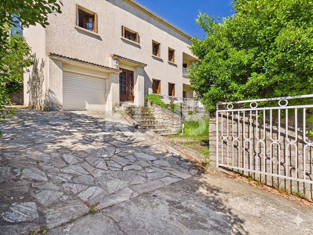 Maison à CORTE