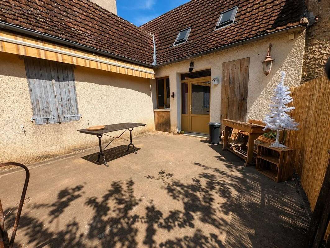 Vente Maison Degagnac(46340) 180 000ï¿œ - photo 5