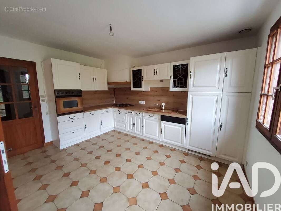 Photo 5 - Maison à AVRILLE