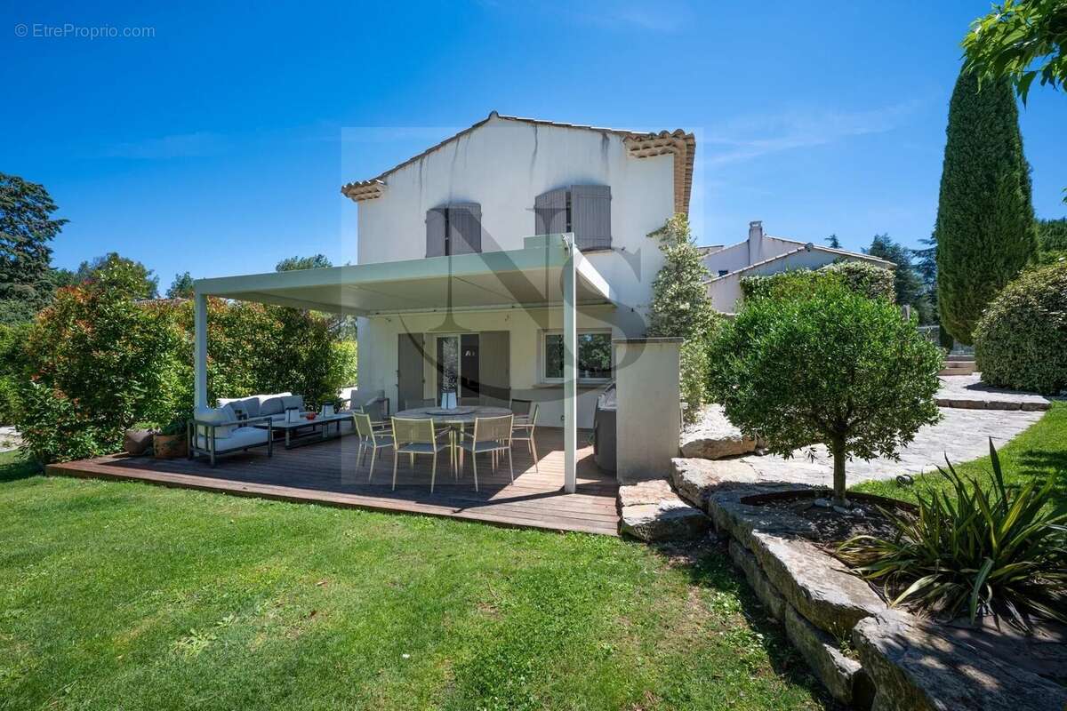 Maison à AIX-EN-PROVENCE