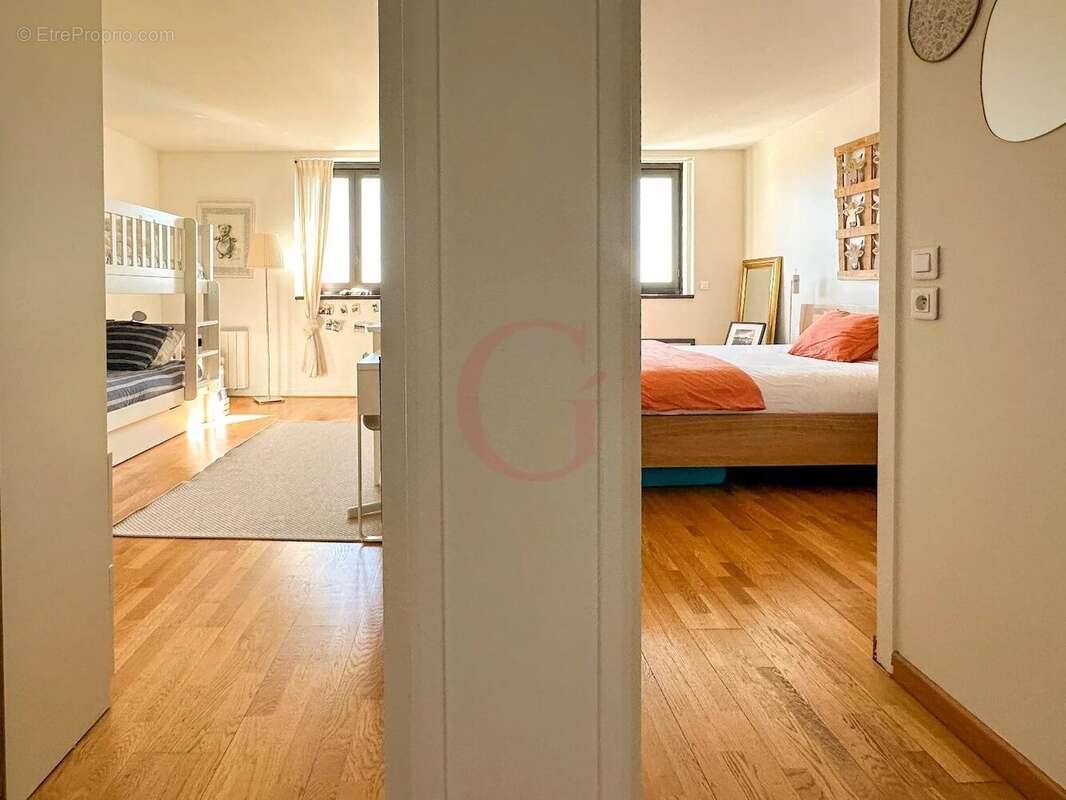 Appartement à BOURG-LA-REINE