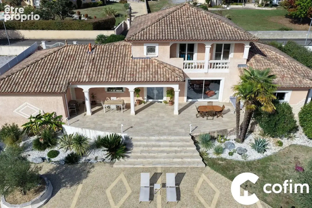 Maison 8 pièces 204 m² à vendre à Montardon (64121) - photo 1
