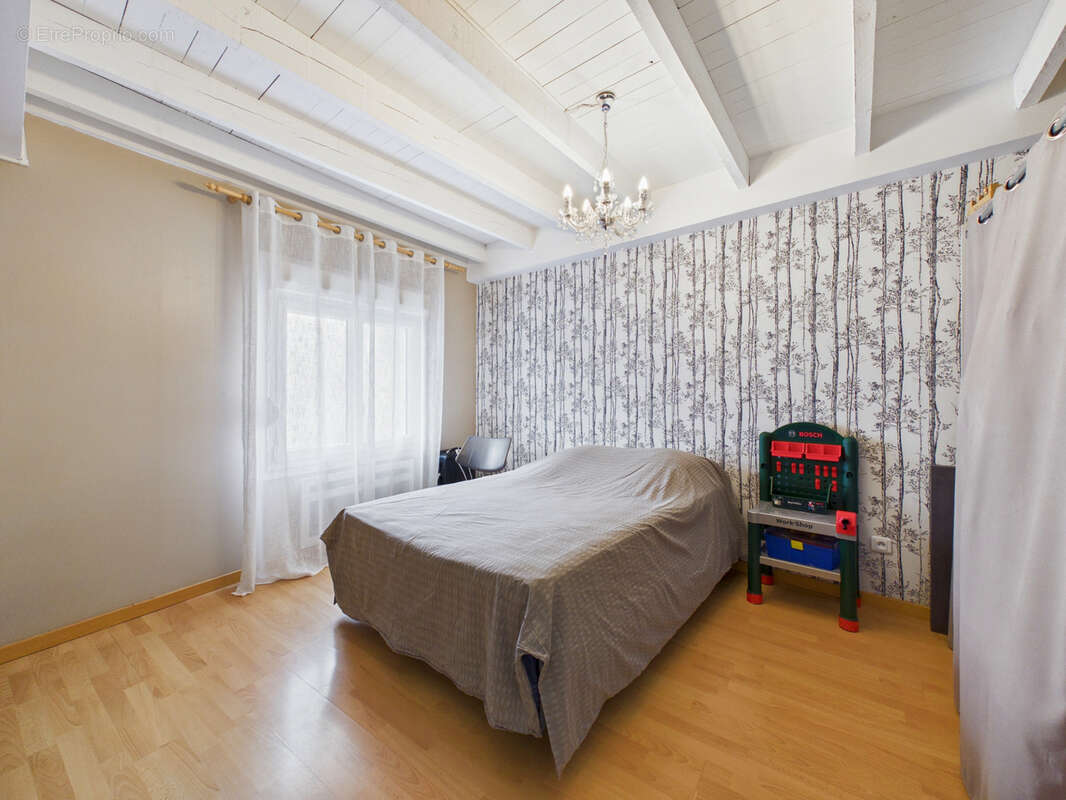 Belle maison lorraine de caractère - 230 m2 - Rénovée avec goût - photo 13