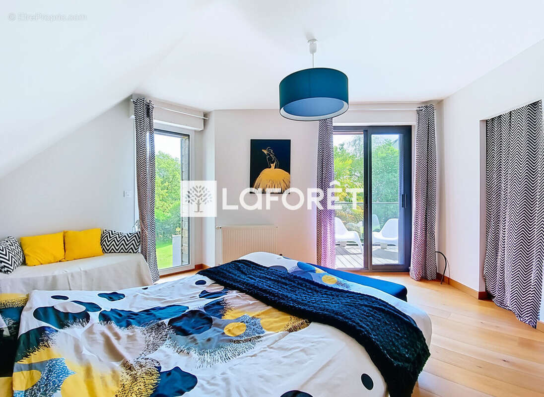 Maison Laillé 232 m² - parc arboré 3300 m² constructible - photo 7