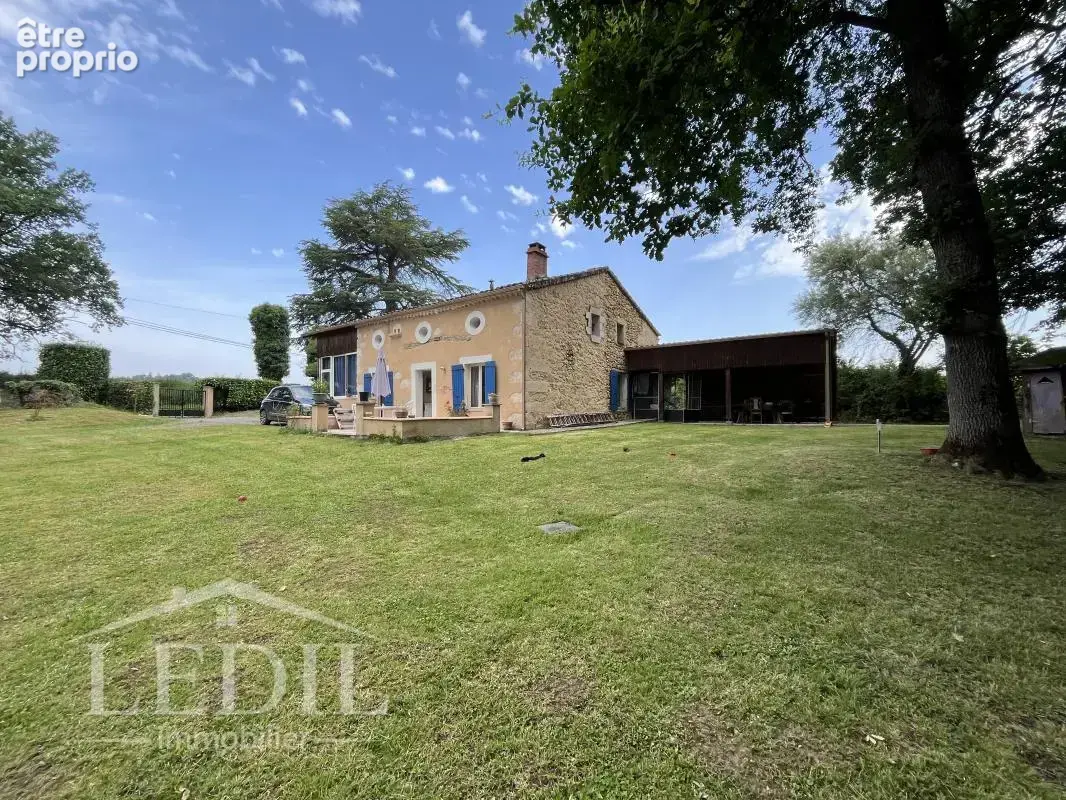 Maison de campagne 4 chambres, piscine et terrain - photo 2