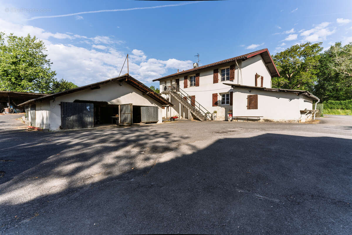 Maison à TARNOS