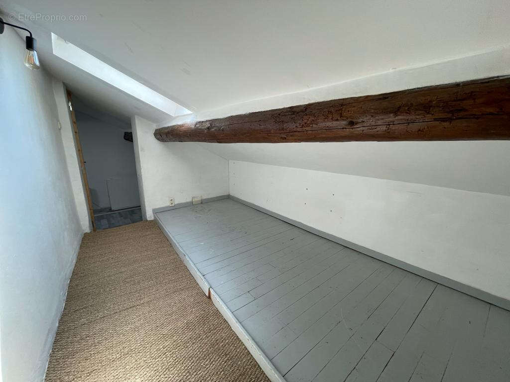Appartement à COUDOUX