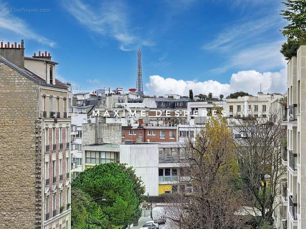 Appartement à NEUILLY-SUR-SEINE