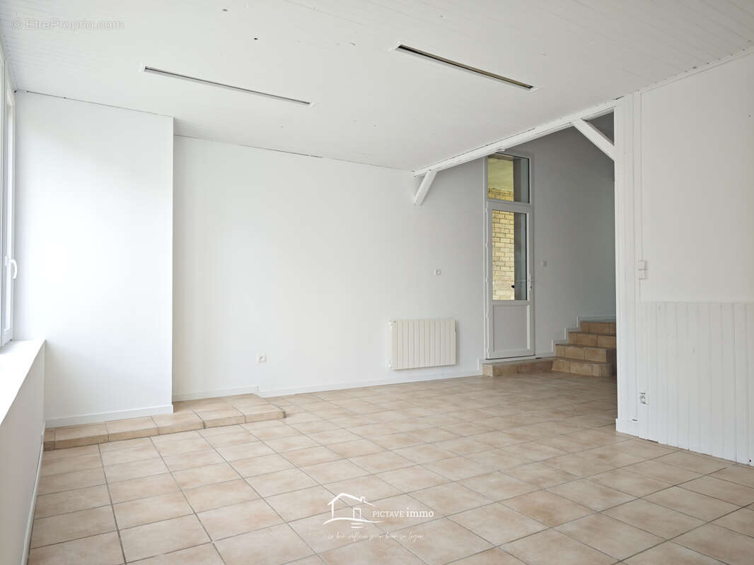 Maison 4 chambres jardin et 2 places de stationements - photo 3