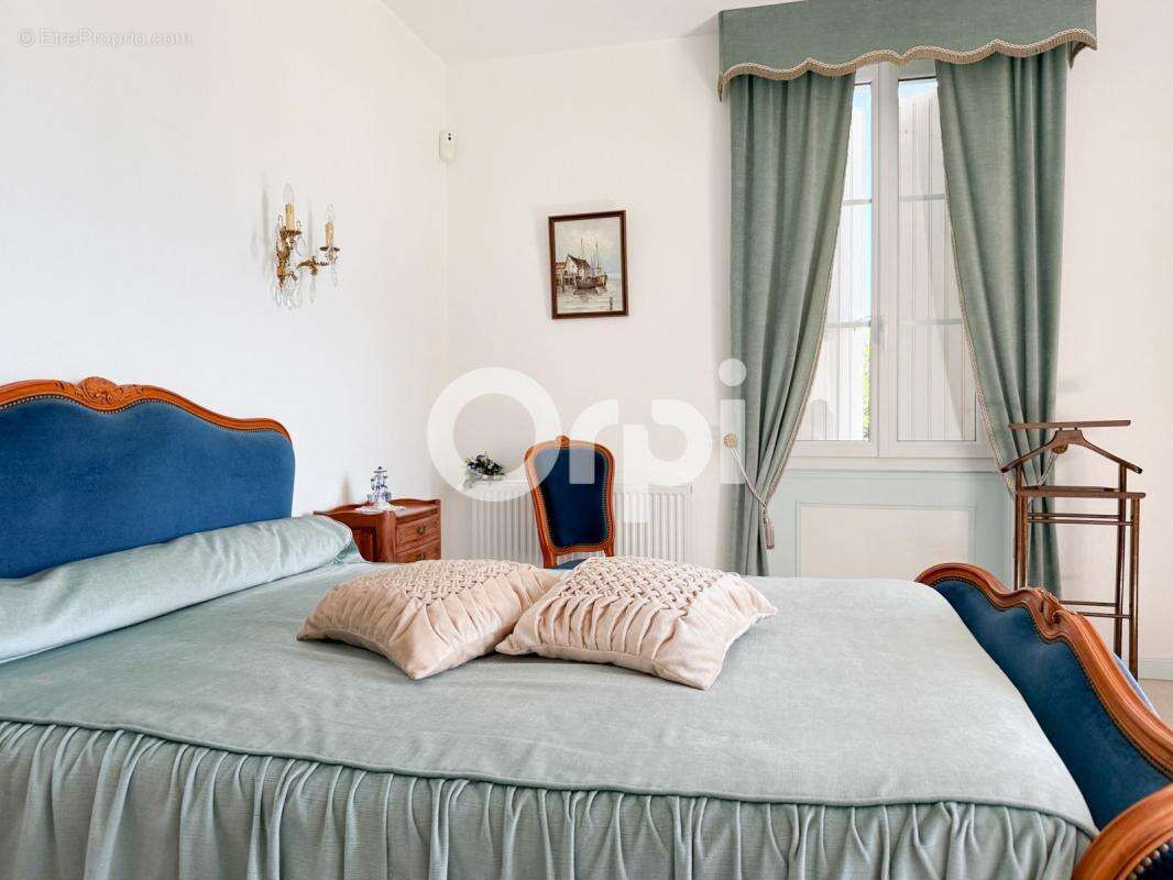 Maison à BREUIL-MAGNE