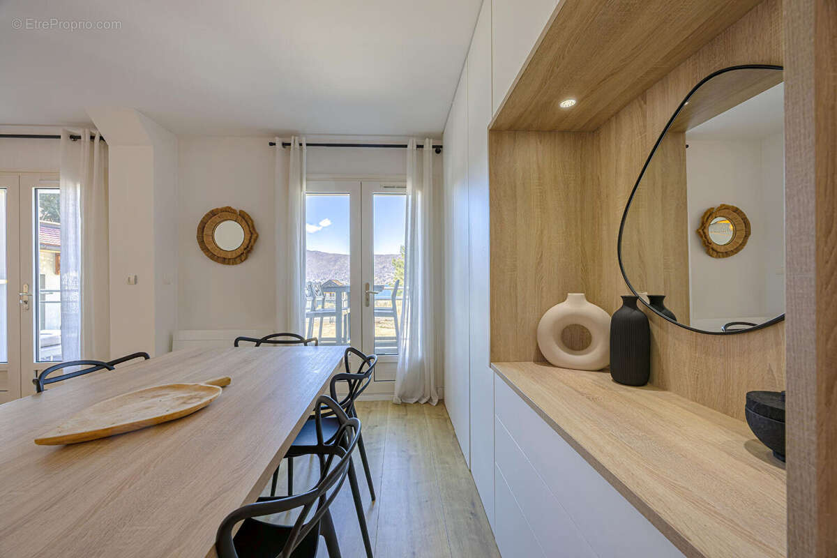 Appartement à VEYRIER-DU-LAC