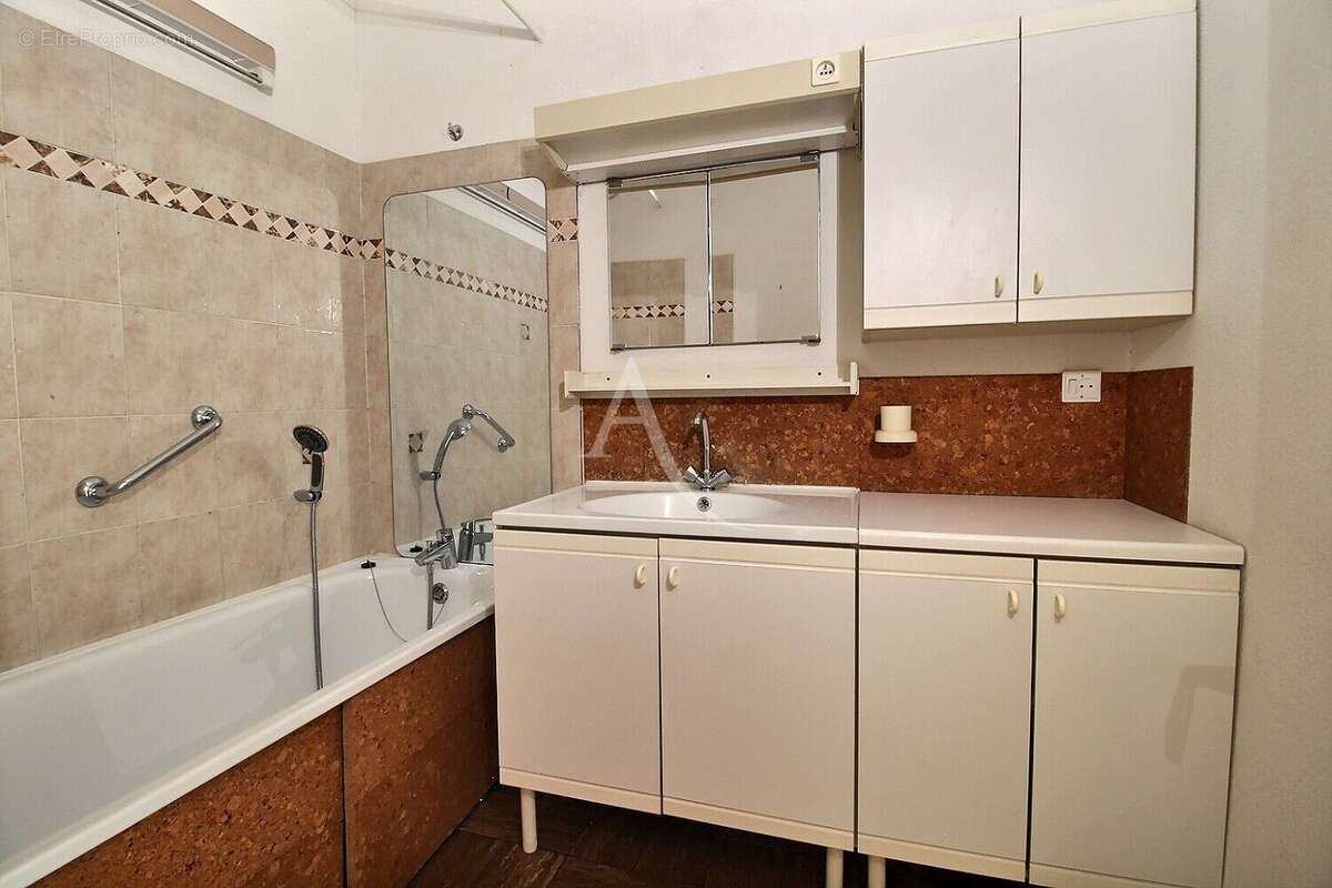 Appartement à ELANCOURT