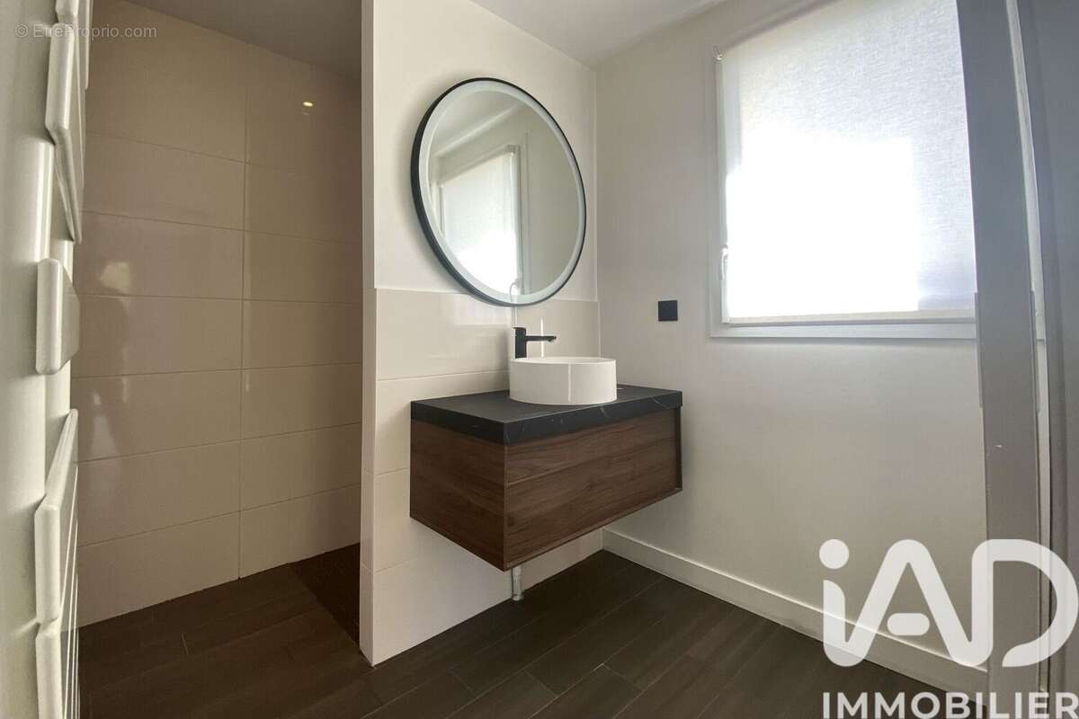 Maison 130 m² à Saint-Lo  - photo 7
