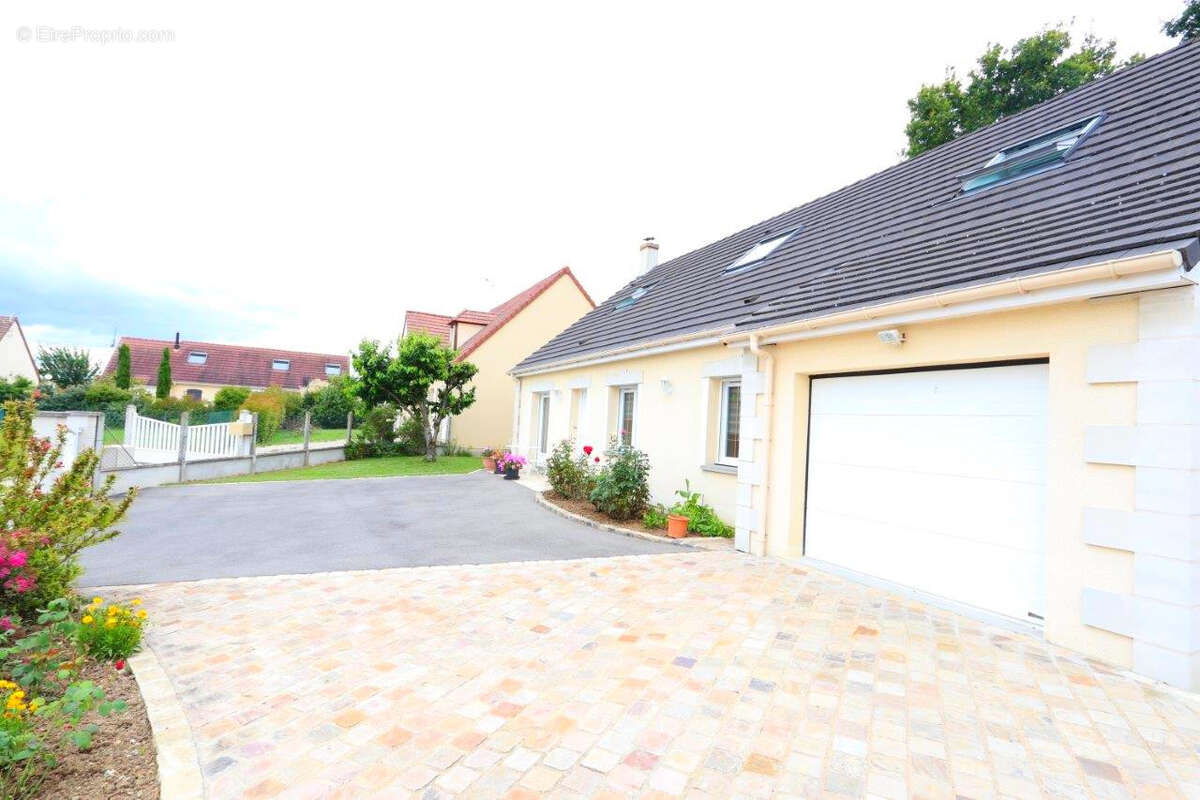 Maison à CHATEAUDUN