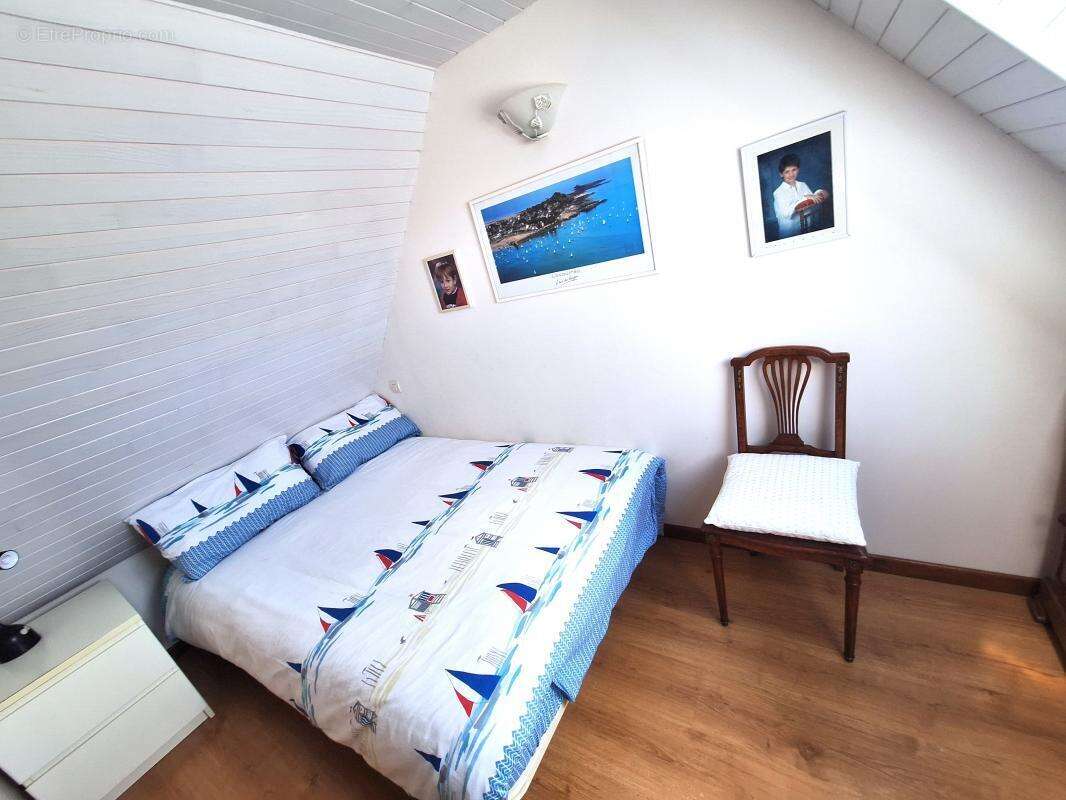 Maison à LOCQUIREC