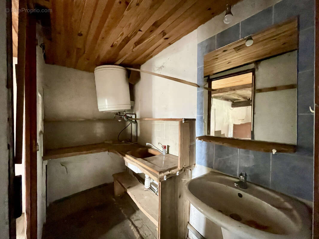 Maison à SAINT-CHRISTOPHE