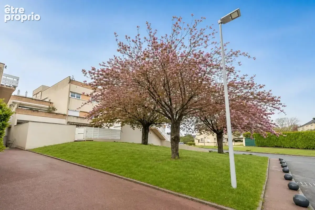 Appartement à SAVIGNY-LE-TEMPLE