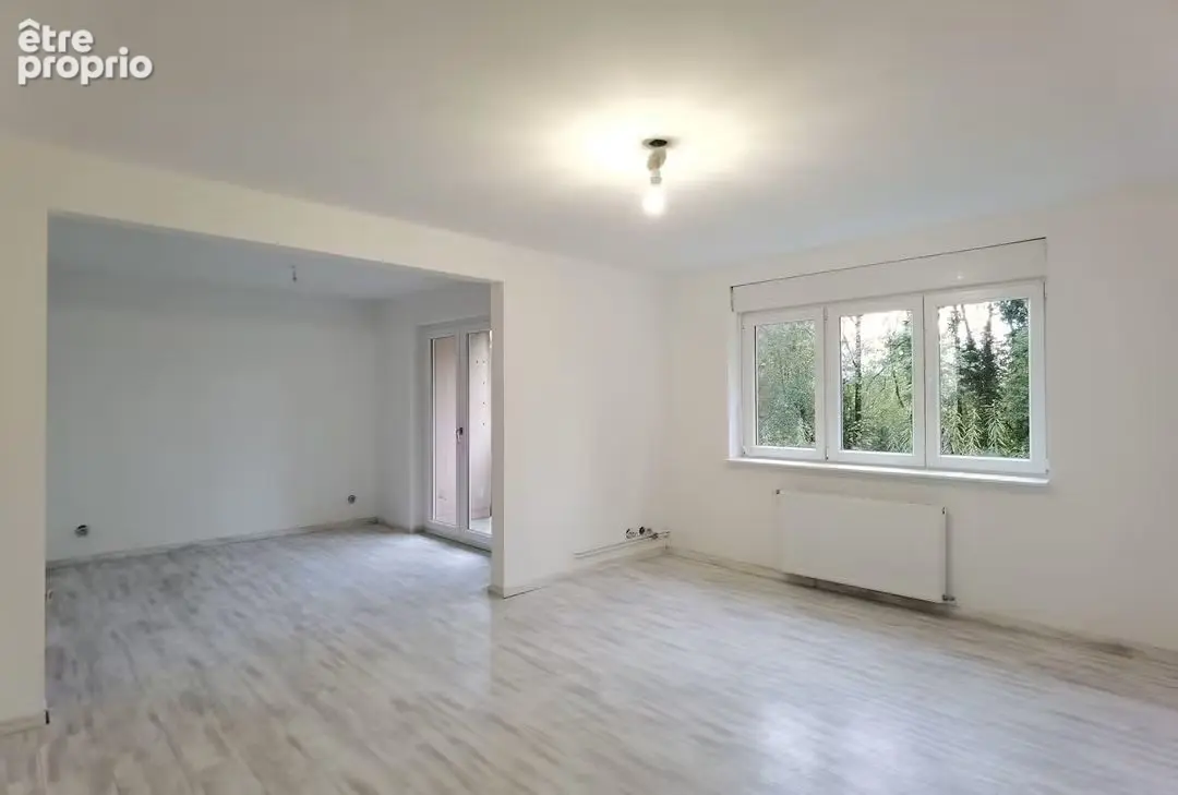 VALDOIE - T3 entièrement rénové avec garage, parking, cave et balcon - photo 3