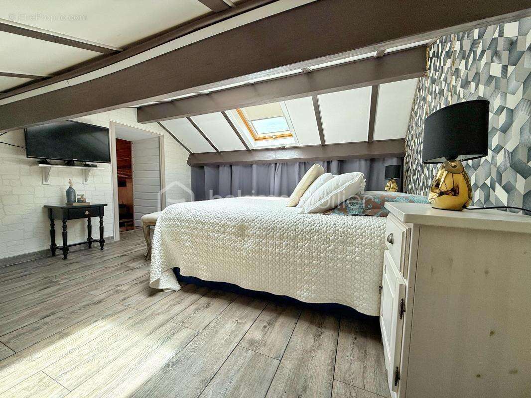 Maison de caractère r+2 – 140 m² – 7 pièces – t3 indépendant – charme & rentabilité - photo 19